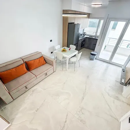 Pizza House Qerret 1 Min To Apartament