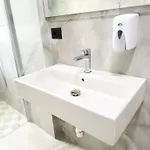 شقة Pizza House Apartment Qerret 1 Min To Beach