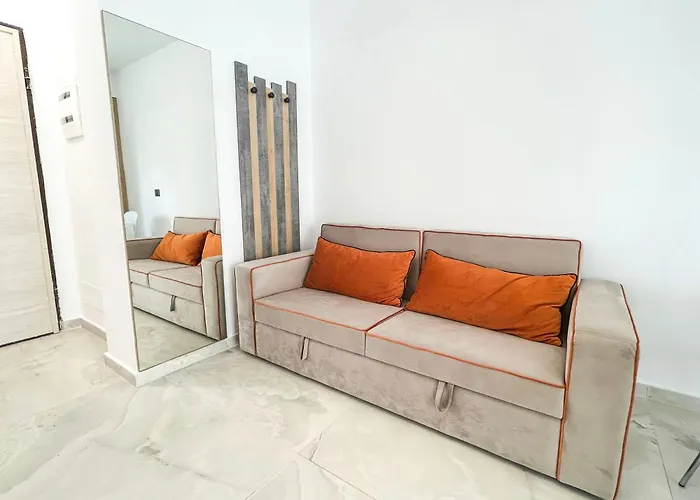 아파트 Shqiponja *